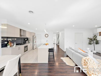 2 / 55 Boronia Road, Boronia