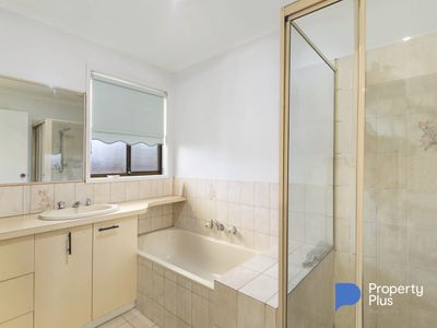 52 Olympic Parade , Kangaroo Flat