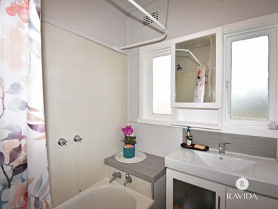 25 HIGGINS STREET, Wangaratta