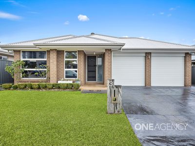 3 Cloverfield Place, Horsley