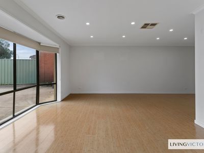 36 Tarcoola Avenue, Meadow Heights