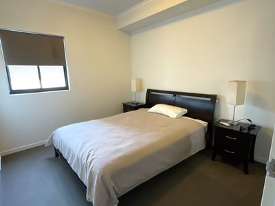 215 / 75 Central Lane, Gladstone Central