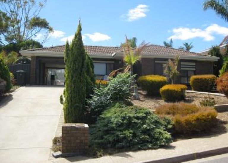 6 Zeevalk Avenue, Hallett Cove