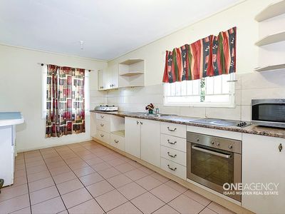 2 Bellatrix St, Inala