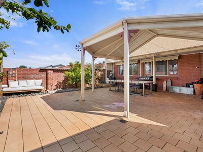 135 Safety Bay Road, Shoalwater