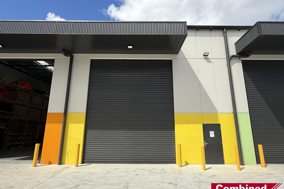 2 / 2 Grazier Way, Gregory Hills