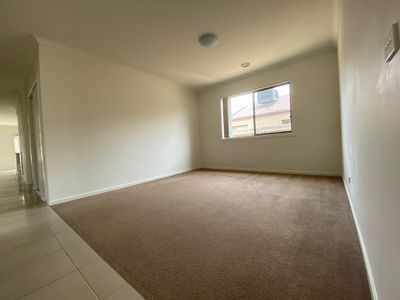 10 Hiddick Road, Point Cook