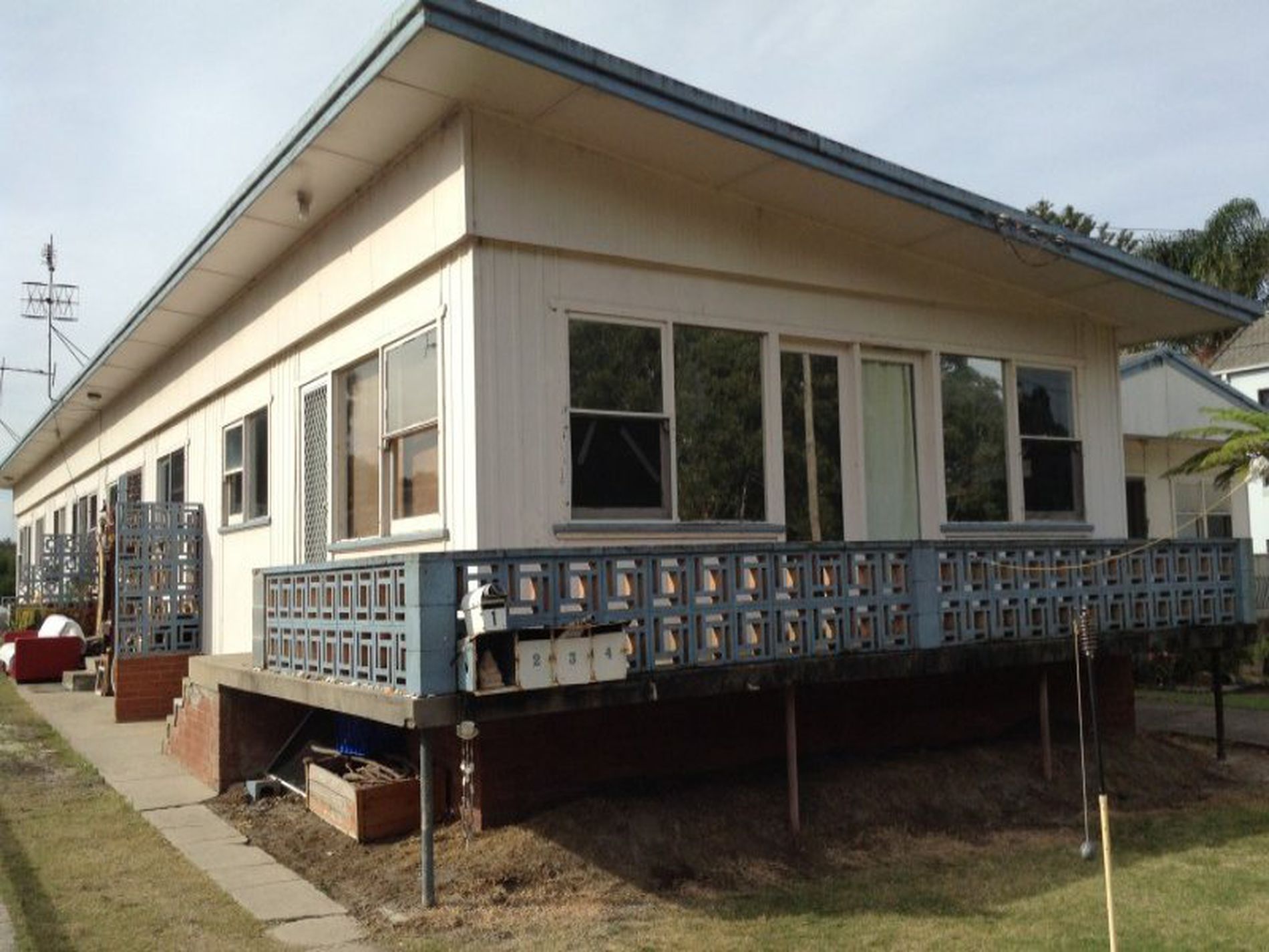 1 / 37 Boollwarroo Parade, Shellharbour