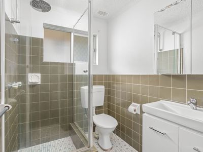 8 / 15 Lake Street, Forster