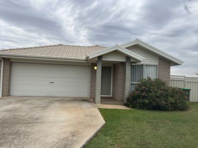 18a Ellenborough Avenue, Dubbo