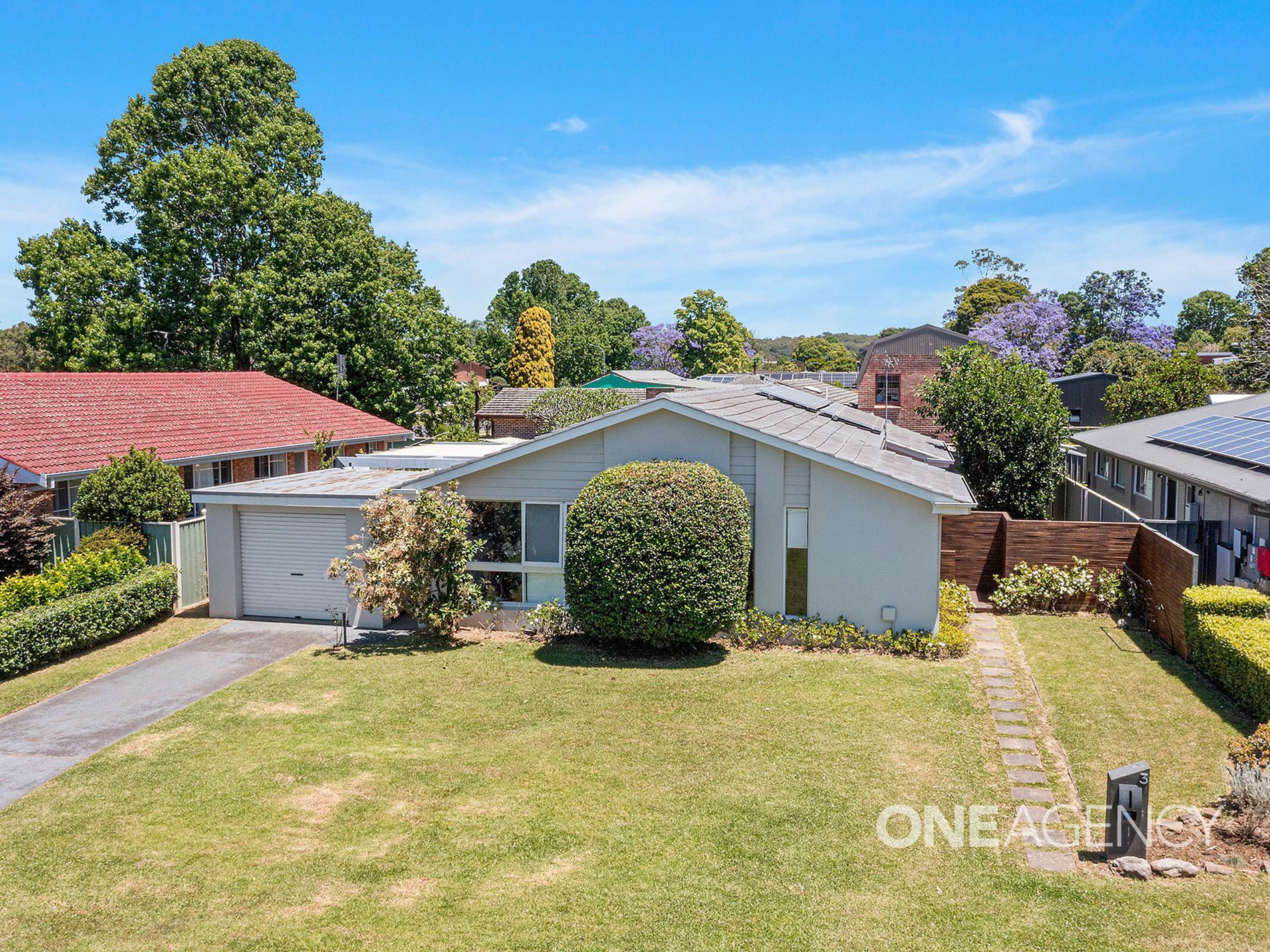 3 Lyrebird Drive, Nowra