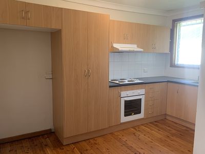 2 / 96 Old Lake Entrance Road, Oak Flats