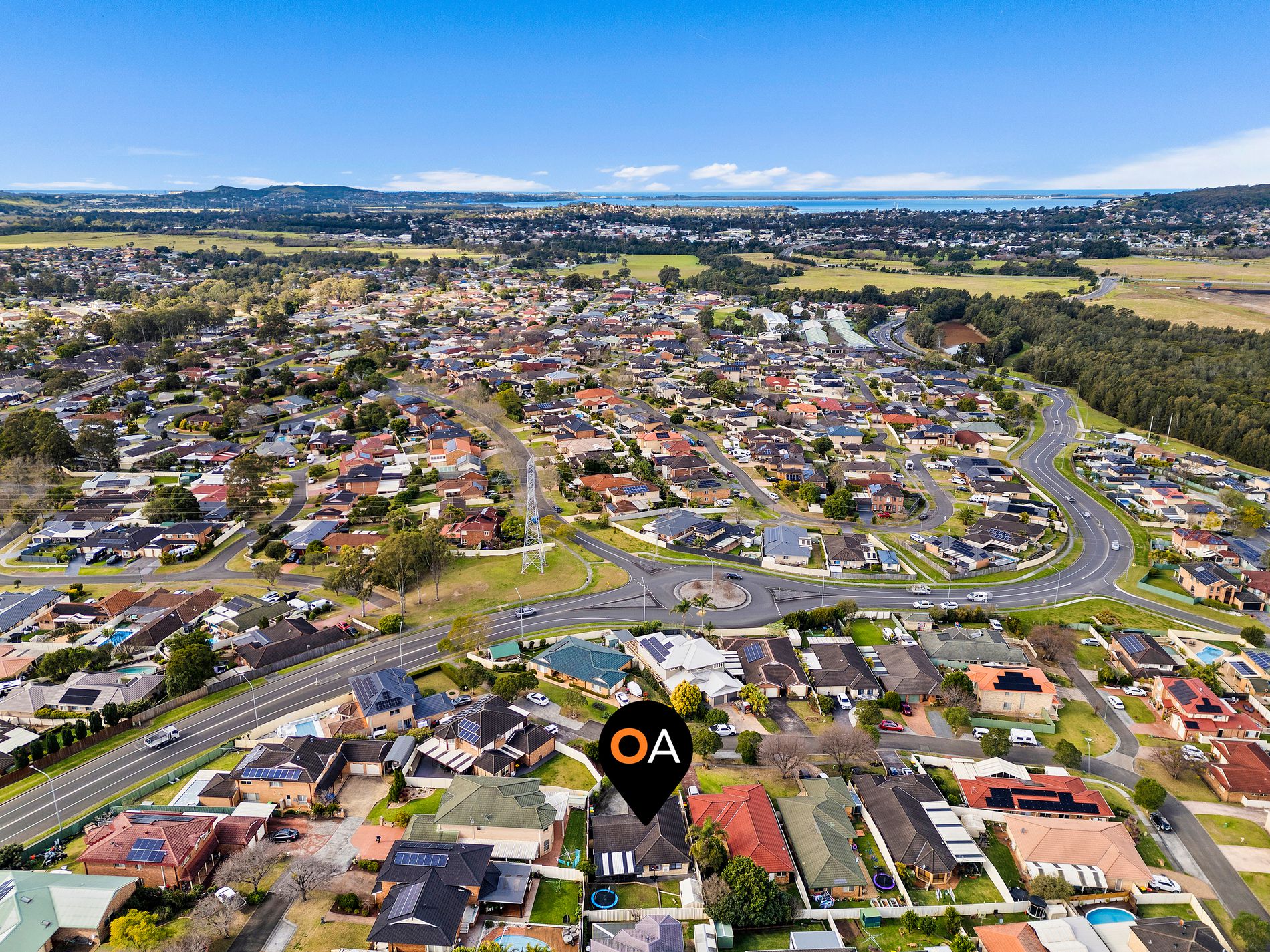6 Ashbury Avenue, Horsley