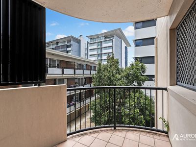 12/240 Wellington Road, Kangaroo Point