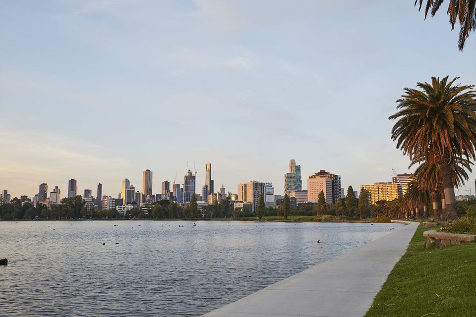 1005 / 480 St Kilda Road, Melbourne