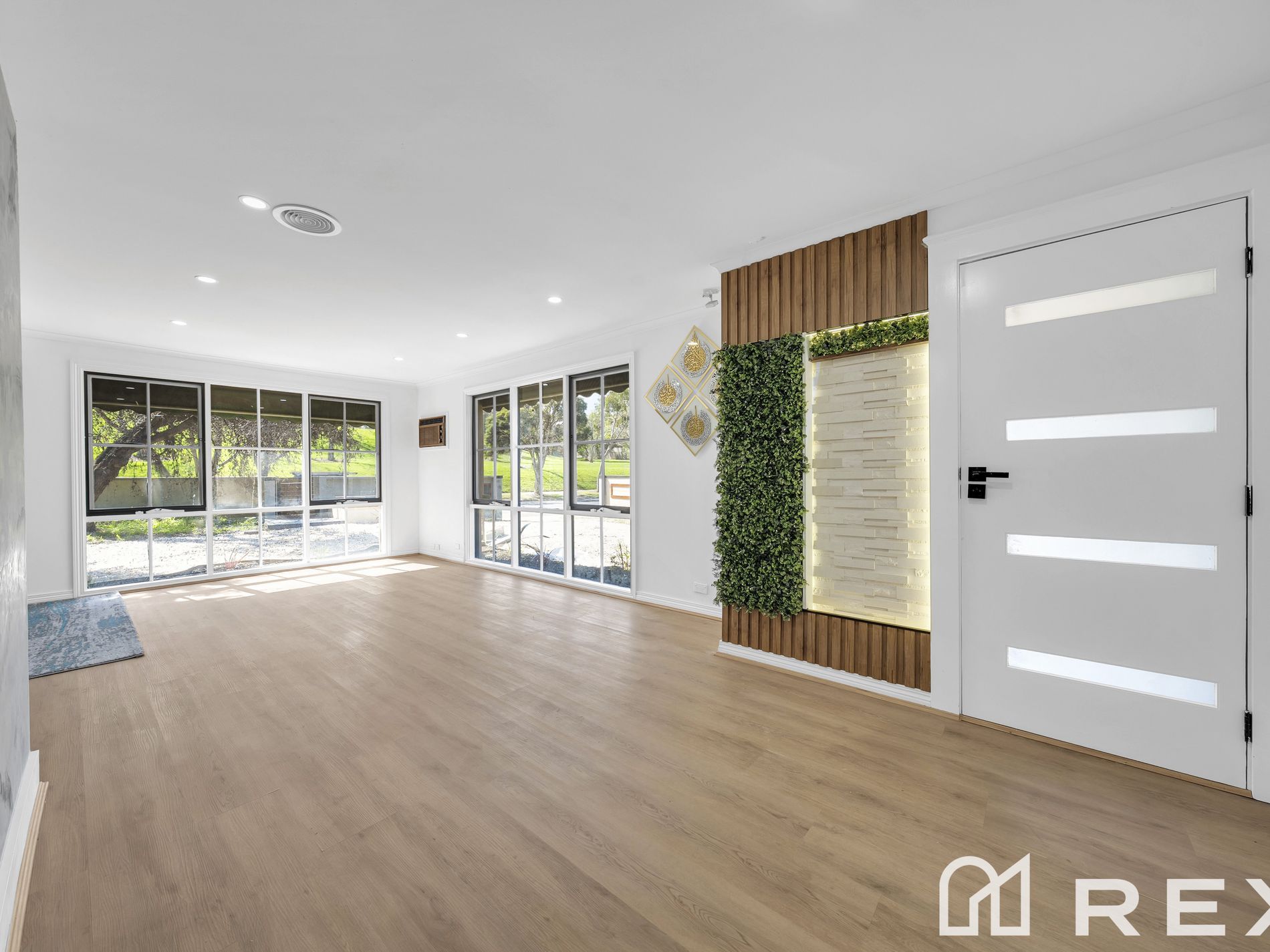 170 James Cook Drive, Endeavour Hills
