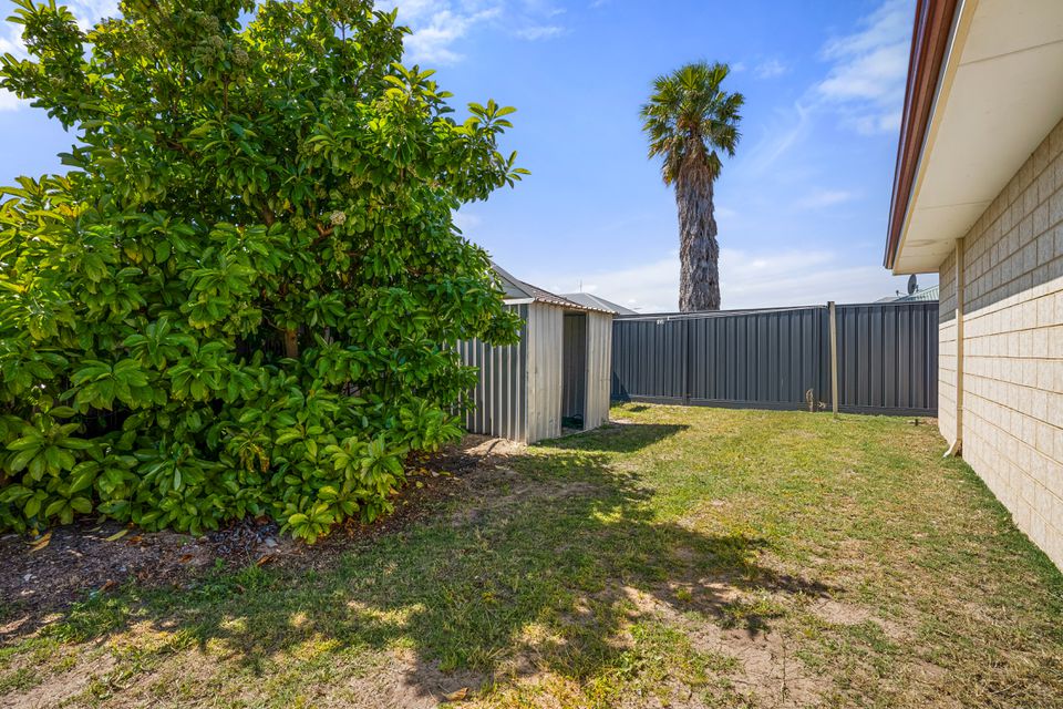 13 Valheru Avenue, Rockingham