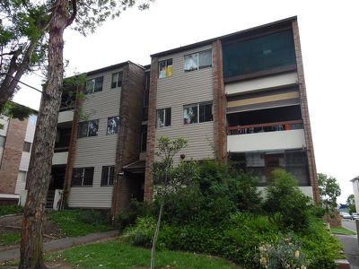 4 / 26 Rememberance Avenue, Warwick Farm