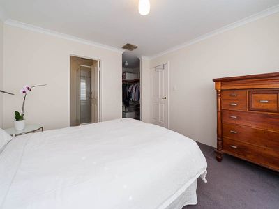 10 Limerick Way    UNDER OFFER, Fremantle
