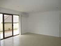 U61 / 9 Eduard Place, Calamvale