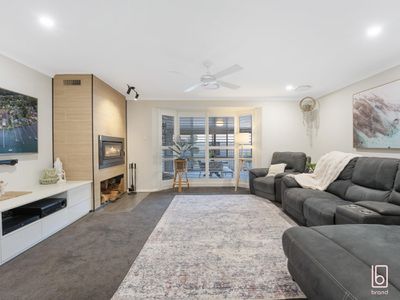 8 Peppercorn Avenue, Woongarrah