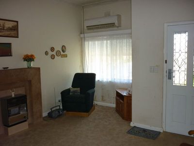 42 Taylor Street, Dubbo