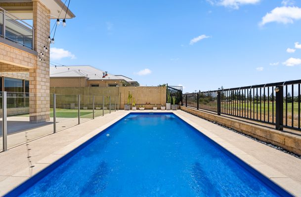 43 Holloways Ridge, Secret Harbour