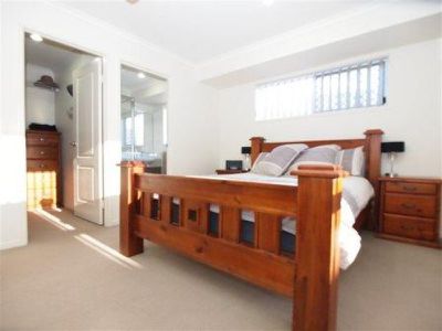 11 Picadilly Circuit, Urraween