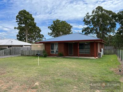 24 Hawthorn Street, Nanango
