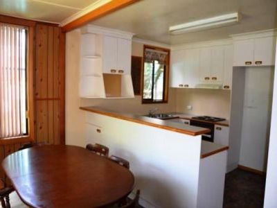 86 Lakeside, Mount Beauty