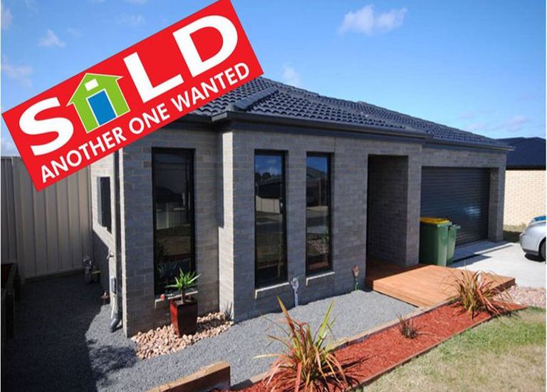 24 Coastal Court, Portland