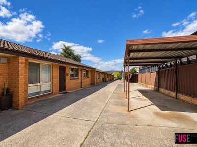 4 / 69 Donald Road, Karabar