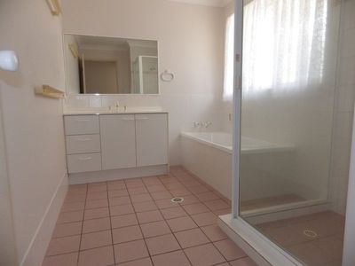 154 Lobb Street, Churchill