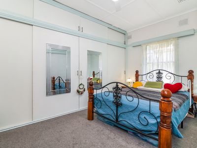 62 Oak Street, Seymour