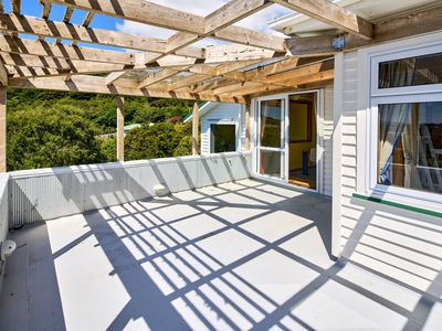 10 Carleton Terrace, Tawa