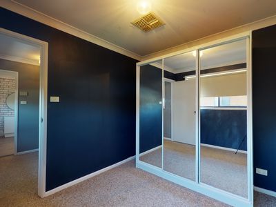 1 / 7 Forrest Crescent, Dubbo