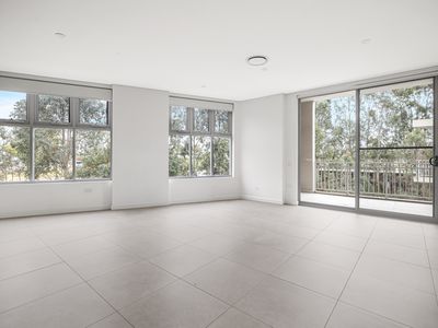 208 / 25 Regent Honeyeater Grove, North Kellyville