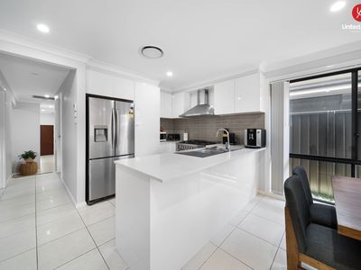 32A Hinton Loop, Oran Park