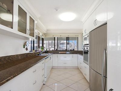 36 / 20 Commodore Drive, Surfers Paradise