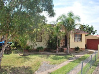 39 Eleebana Crescent, Koonawarra
