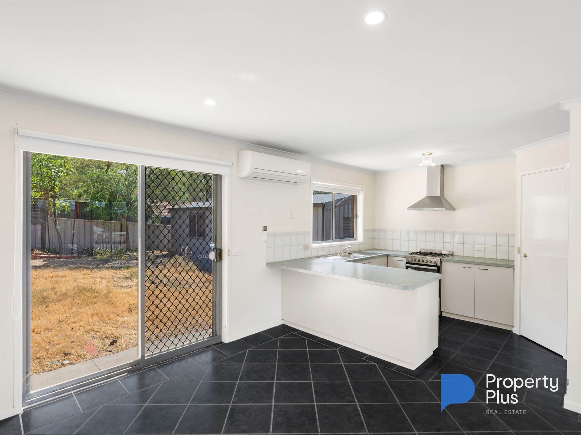 6 Kenny Court, , Kangaroo Flat