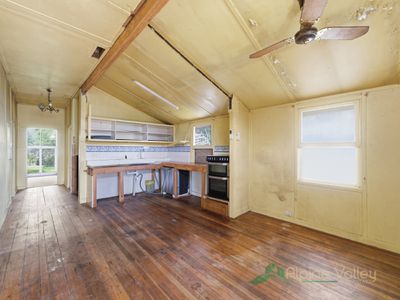 37 Freeburgh Avenue, Mount Beauty