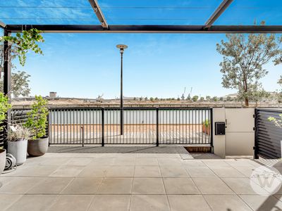 15 Albany Lane, Port Adelaide