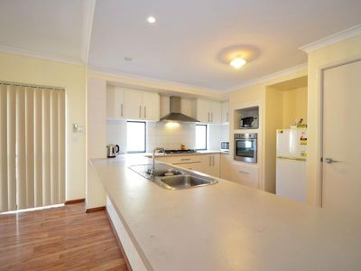 25 Glenview Way, Southern River