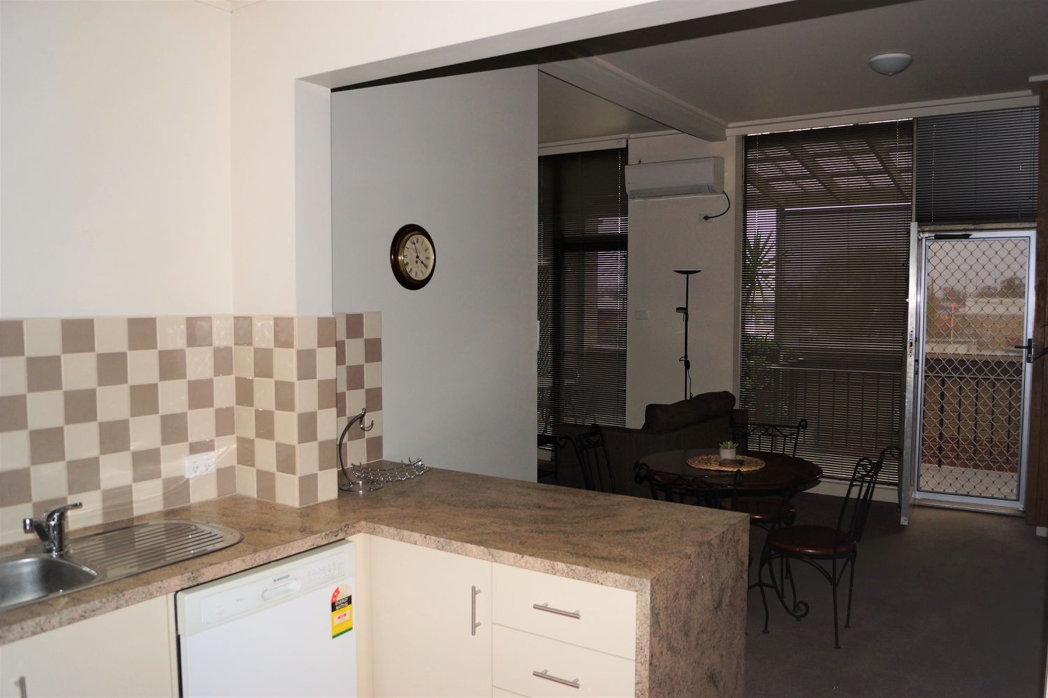 2 / 157 Baillie Street, Horsham