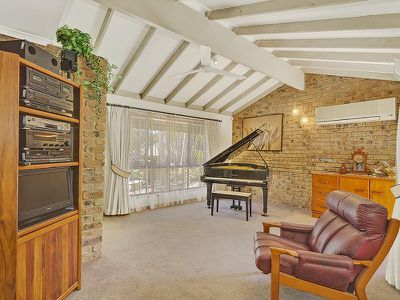 30 Hermitage Street, Eight Mile Plains
