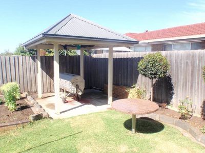 51 Glyndon Avenue, St Albans