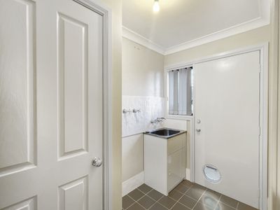 571 Wheelers Lane, Dubbo