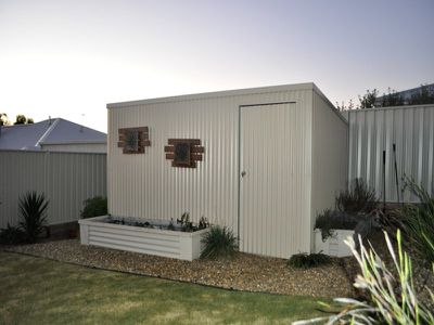 81 Forest Drive, Thurgoona