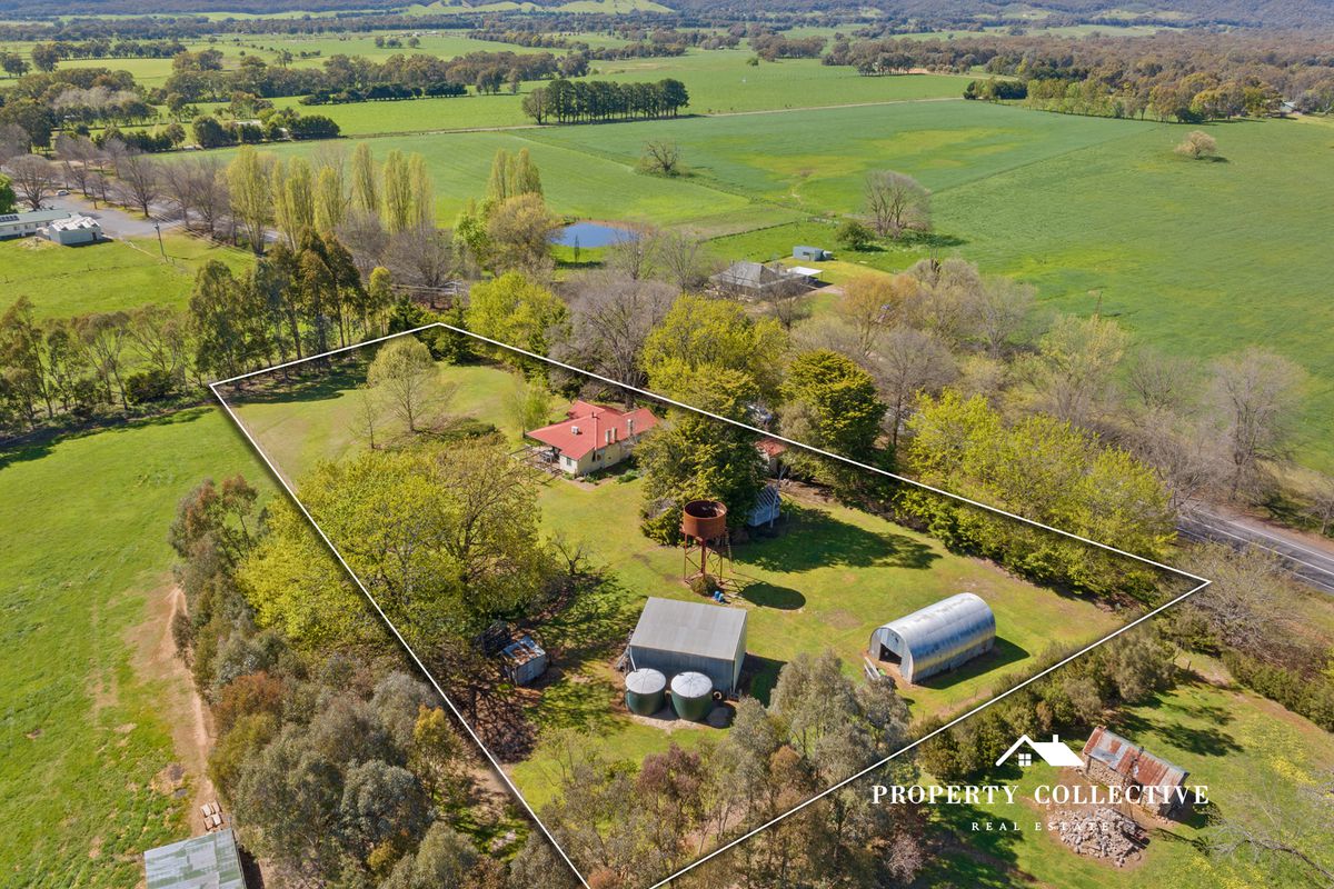 975 Beechworth-Wodonga Road, Wooragee